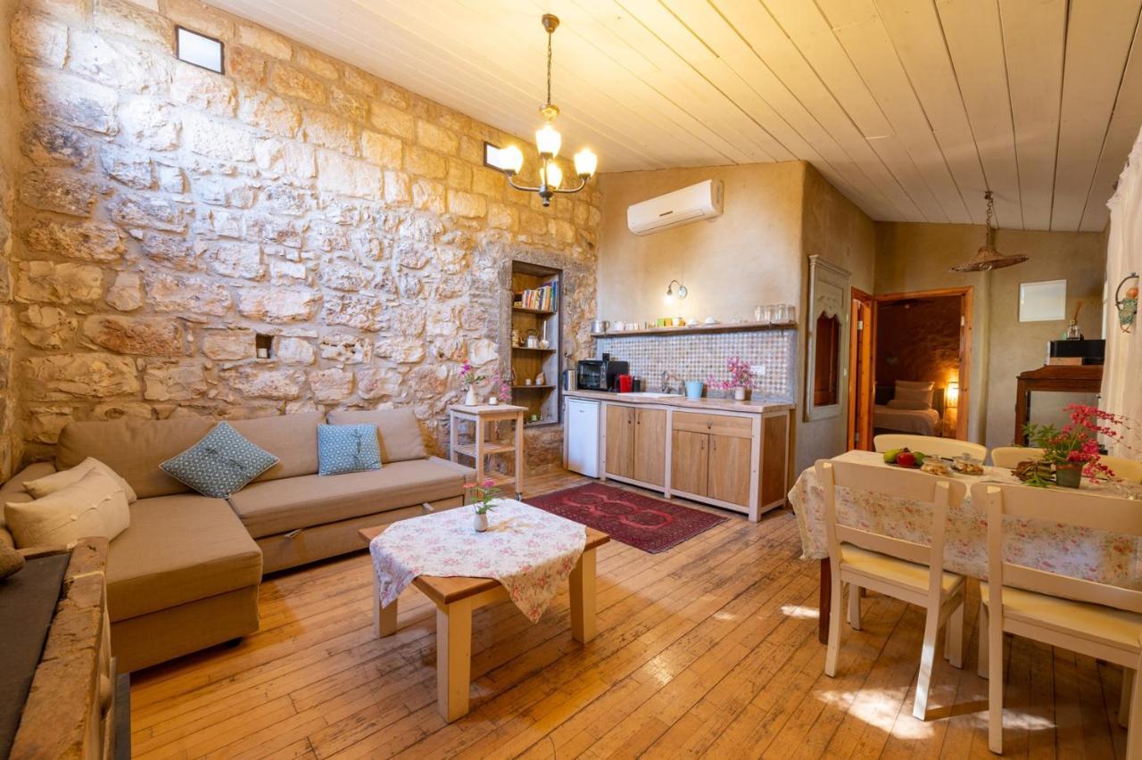 Hemdatya Stone Suites In The Galilee Ilaniya Eksteriør bilde